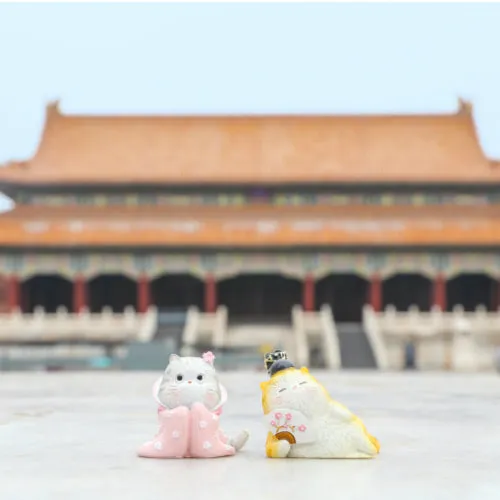 Forbidden City Royal Cat Ming Dynasty Prince Miniature Figurine