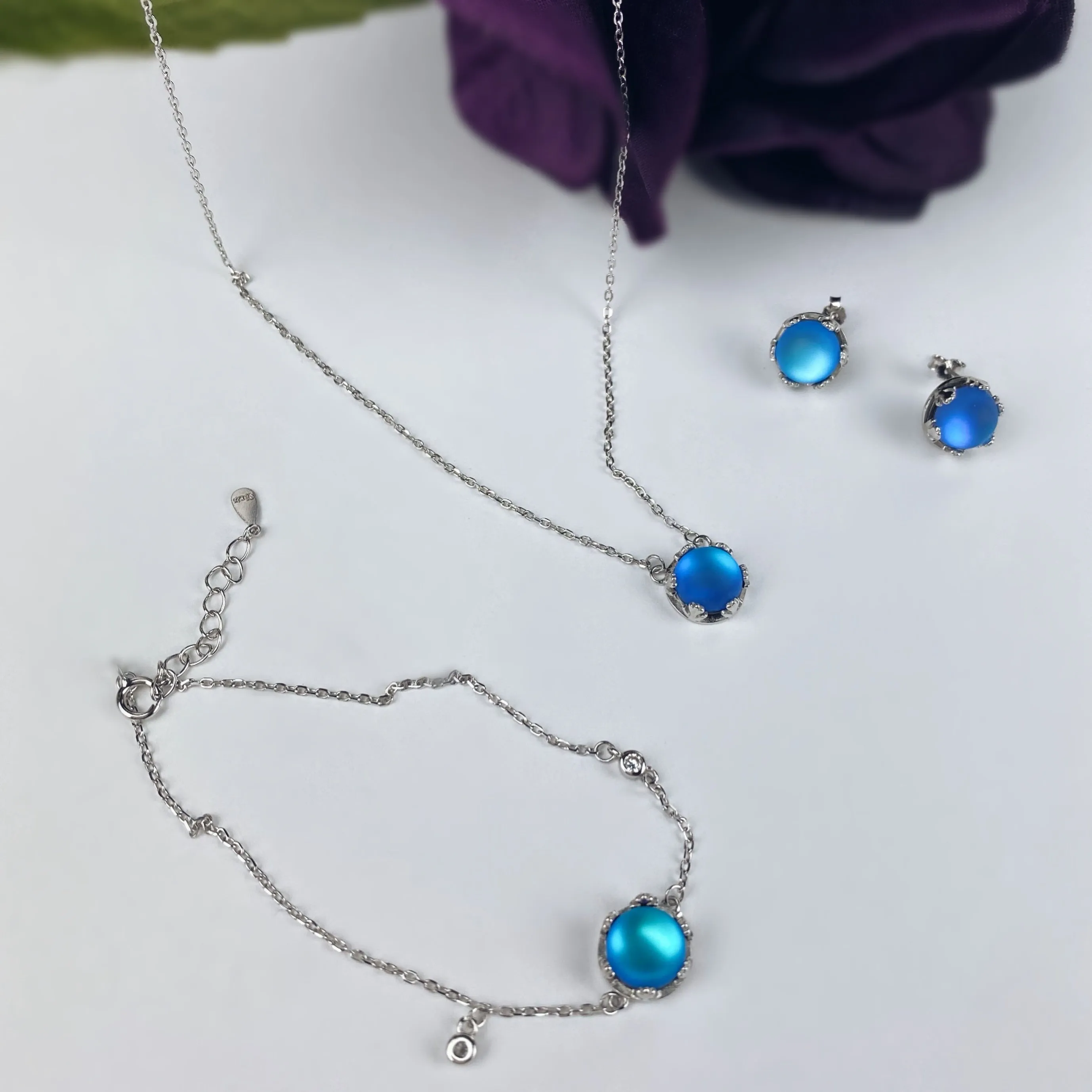 Moonlit Pool Pendant - SCHN1276