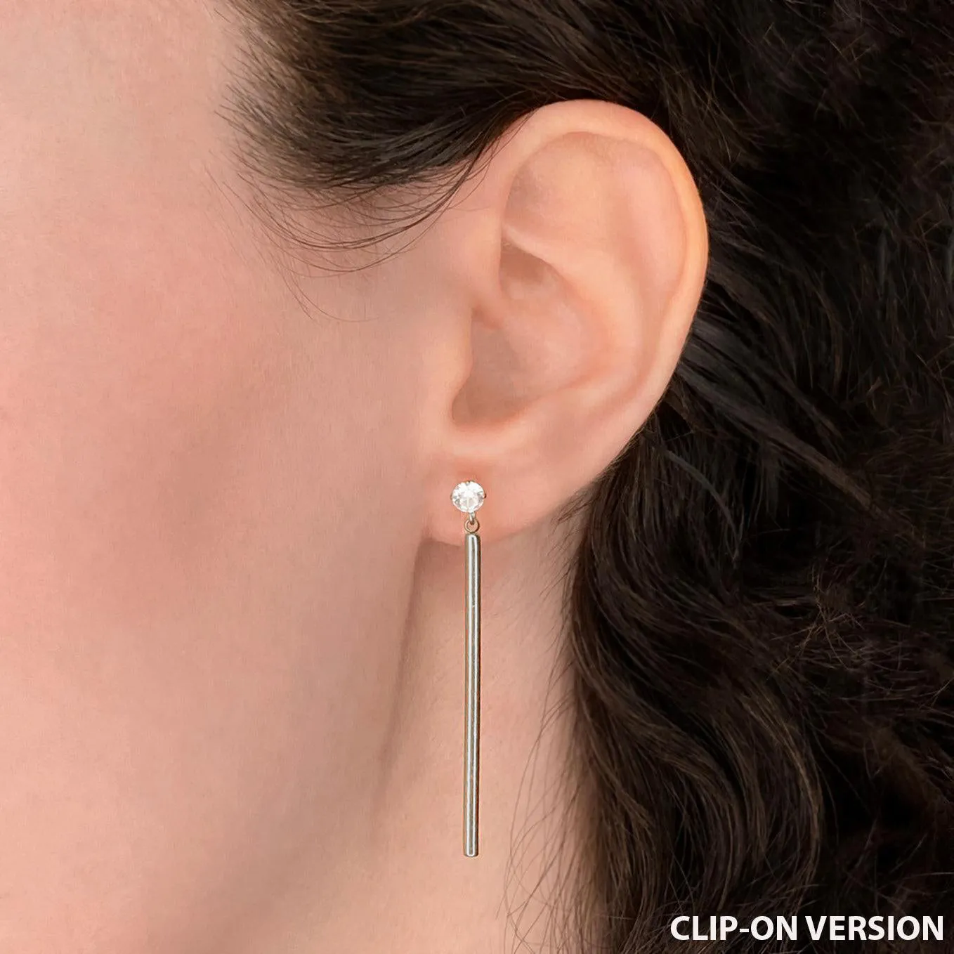 NIGHT OUT DANGLE EARRINGS IN SILVER
