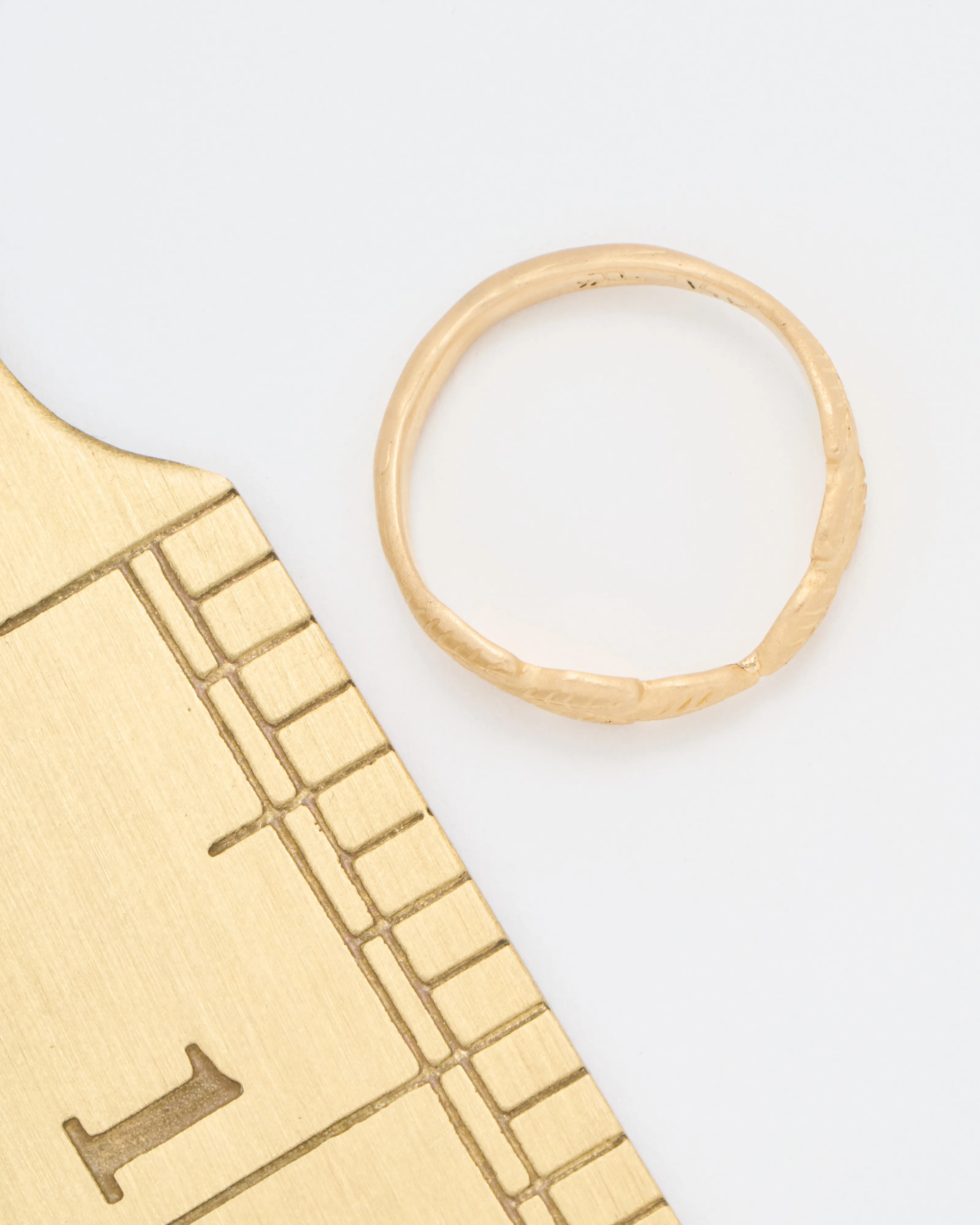 notched diadem ring