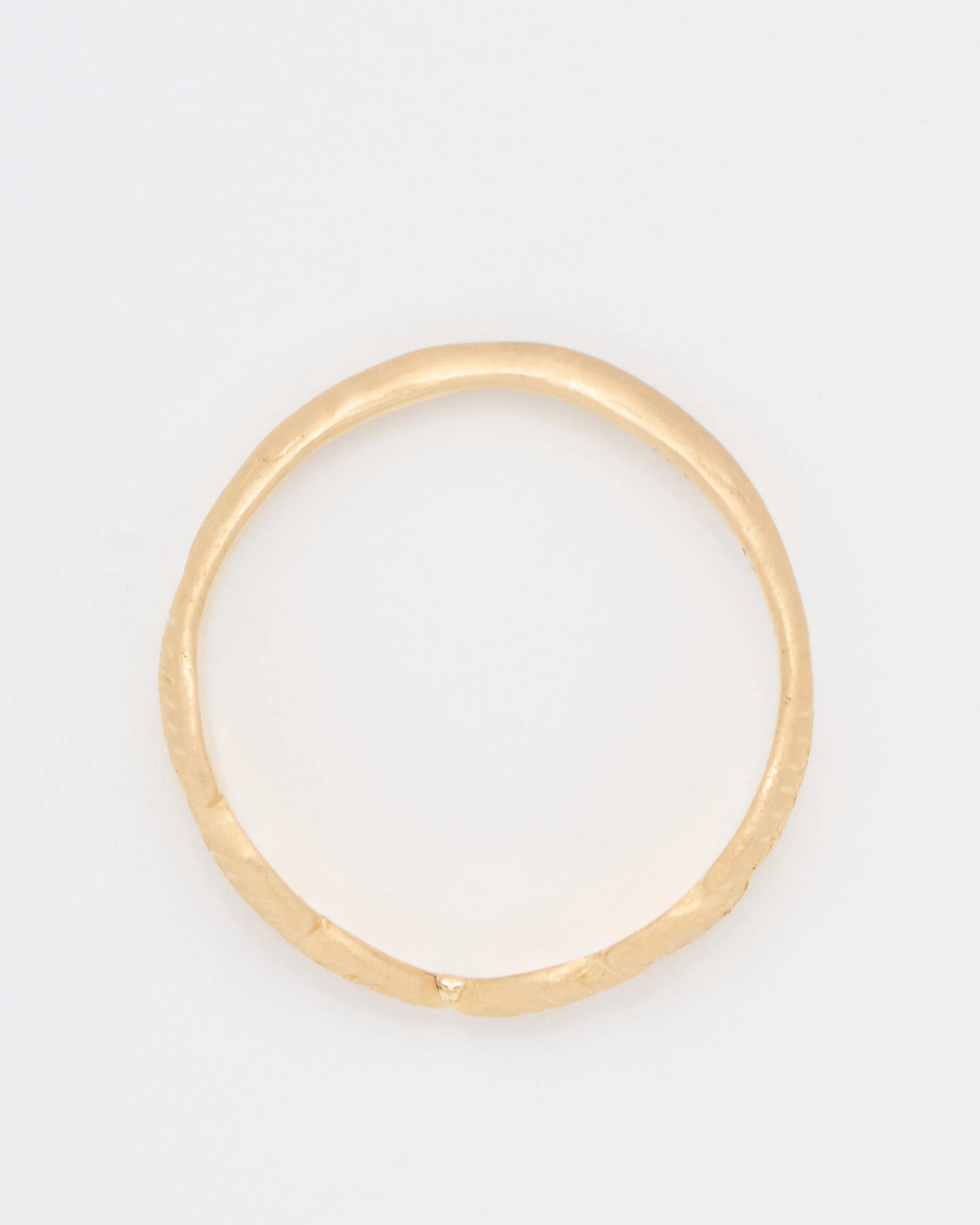 notched diadem ring