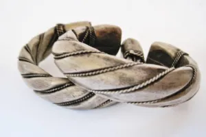 Pair of Saudi Cuff Bracelets for Small Wrists