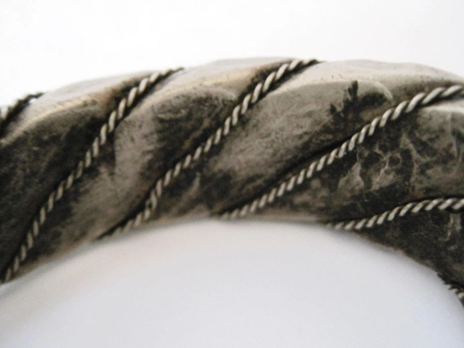Pair of Saudi Cuff Bracelets for Small Wrists
