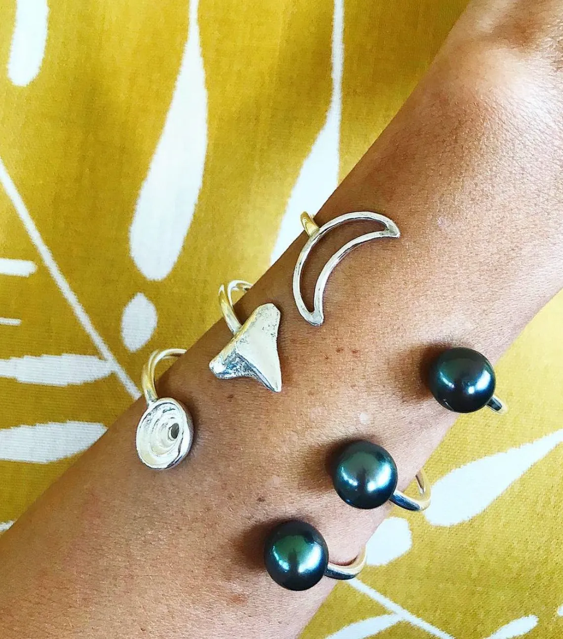 Puka Momi Cuff