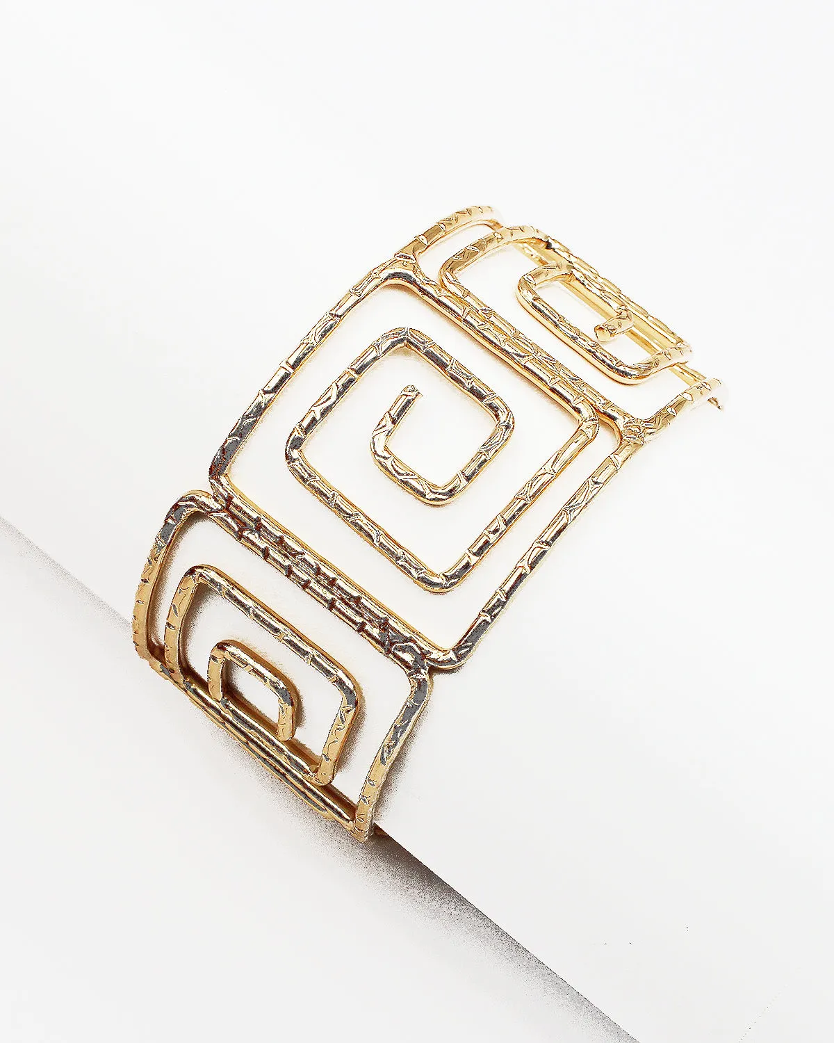 Squared Pattern Metal Wire Cuff Bracelet