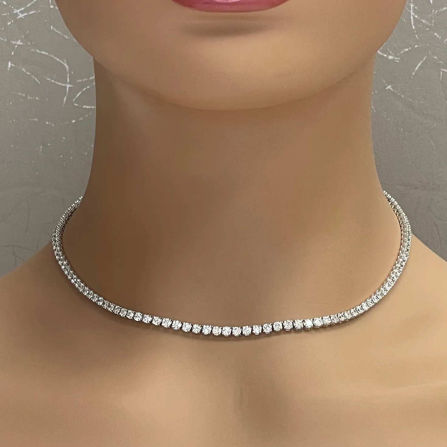 Tennis Necklace (10.02 ct GH VVS-VS Diamonds) in 18K White Gold