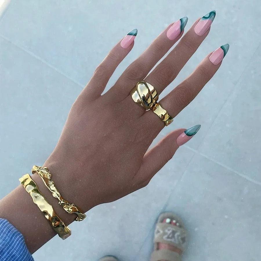Velvet Ring