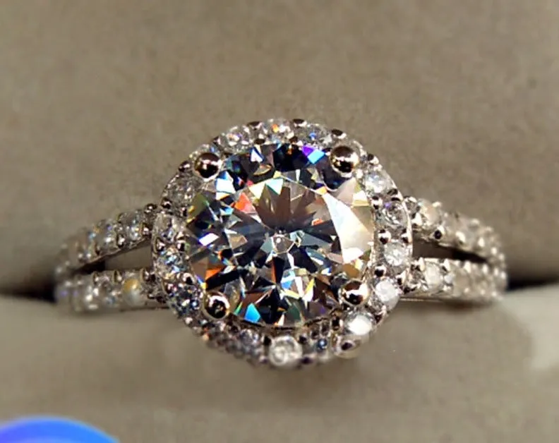 Zirconia Diamond White Gold Wedding Band